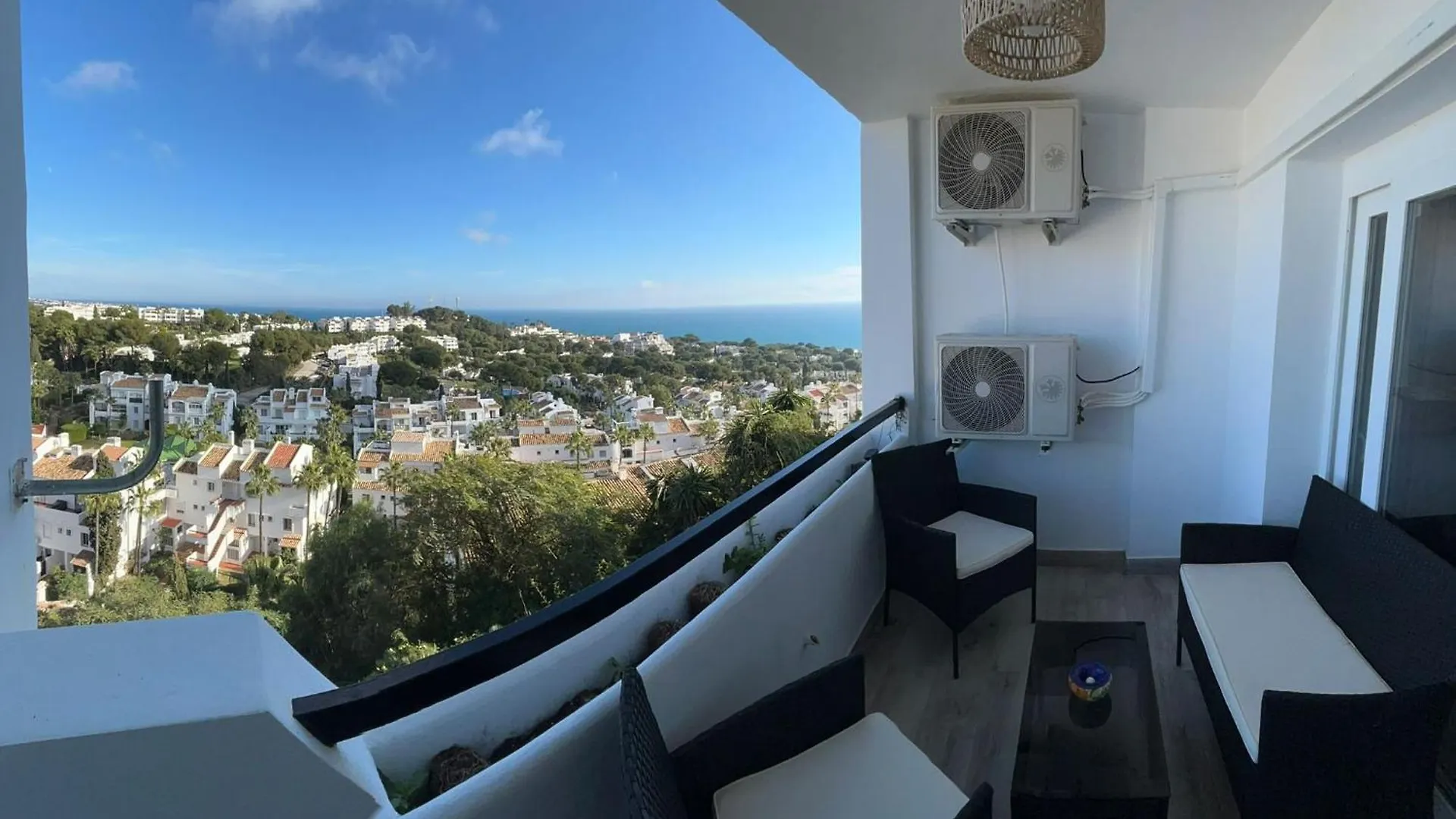 Casa Urano Apartment Sitio de Calahonda