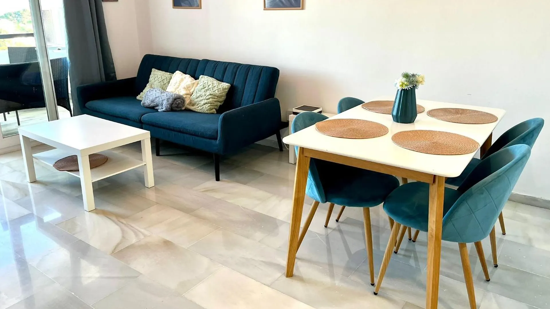 Sitio de Calahonda Casa Urano 아파트 스페인